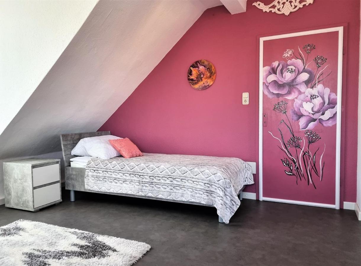 Apartment Bayreuth, Grosse Ferienwohnung Im Haus Mit Kunst, 3 Schlafzimmer, Kueche, Parkplatz Εξωτερικό φωτογραφία
