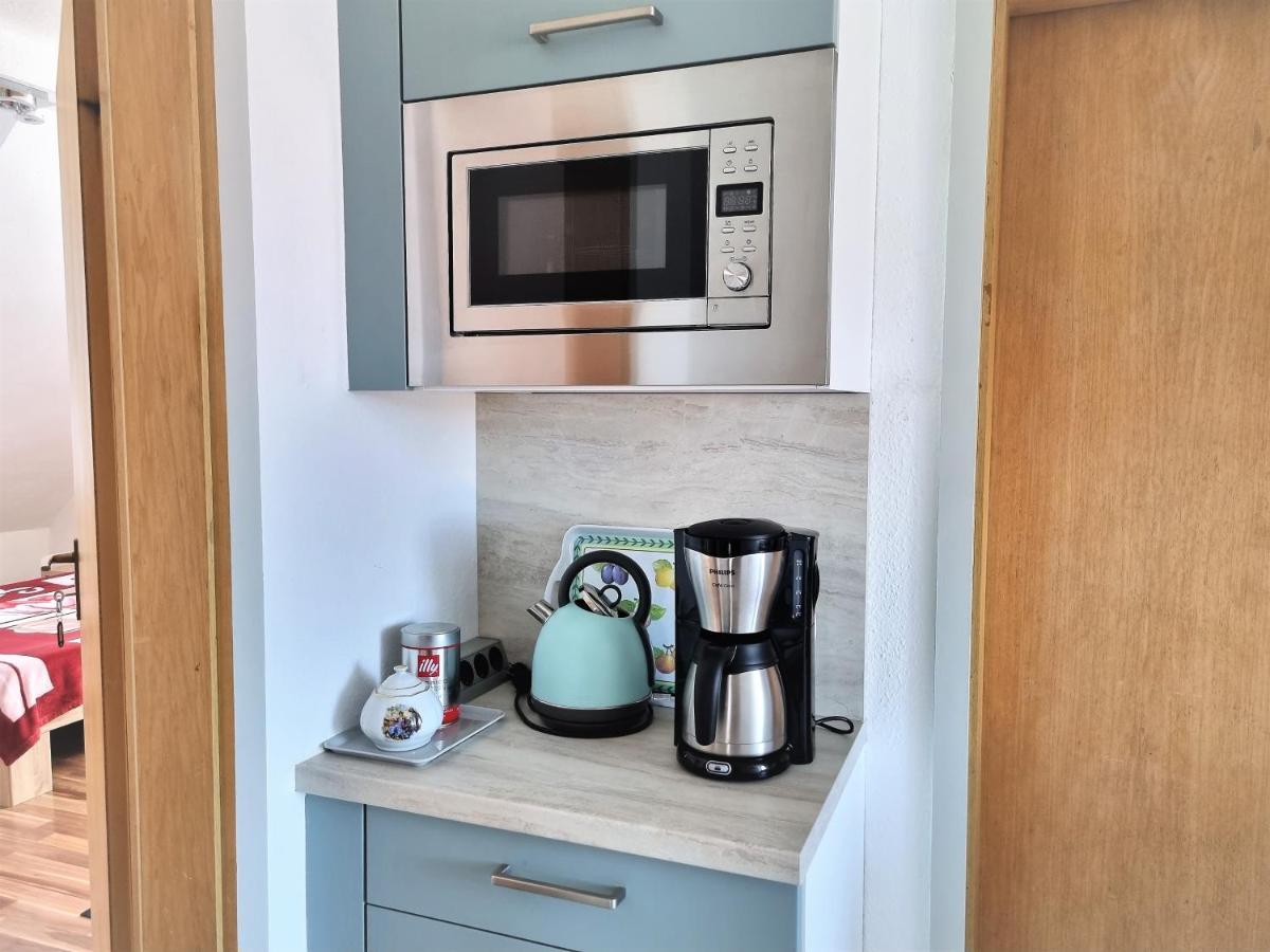 Apartment Bayreuth, Grosse Ferienwohnung Im Haus Mit Kunst, 3 Schlafzimmer, Kueche, Parkplatz Εξωτερικό φωτογραφία